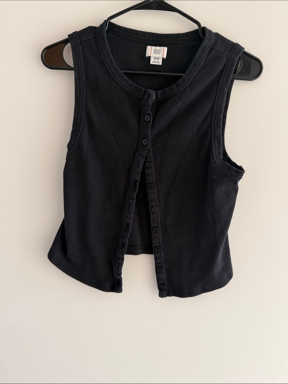 10 for $20🔥BDG Black Sleeveless Button-Front Crop Top